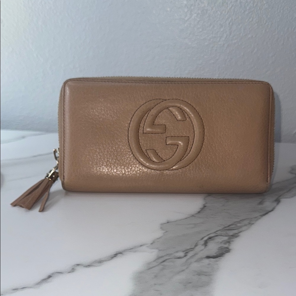Gucci Tan Leather Soho Wallet